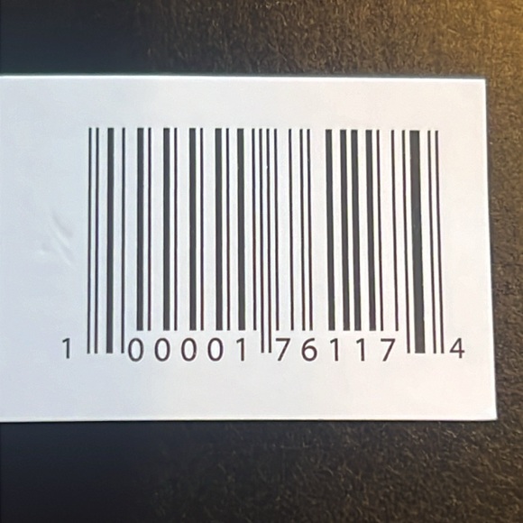 Tribal white stretch “Audrey” capri/zip at knee-hip pockets-NWT - Picture 15 of 16